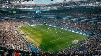 How to Use Small-Sided Games to Improve Team Play and Decision-Making