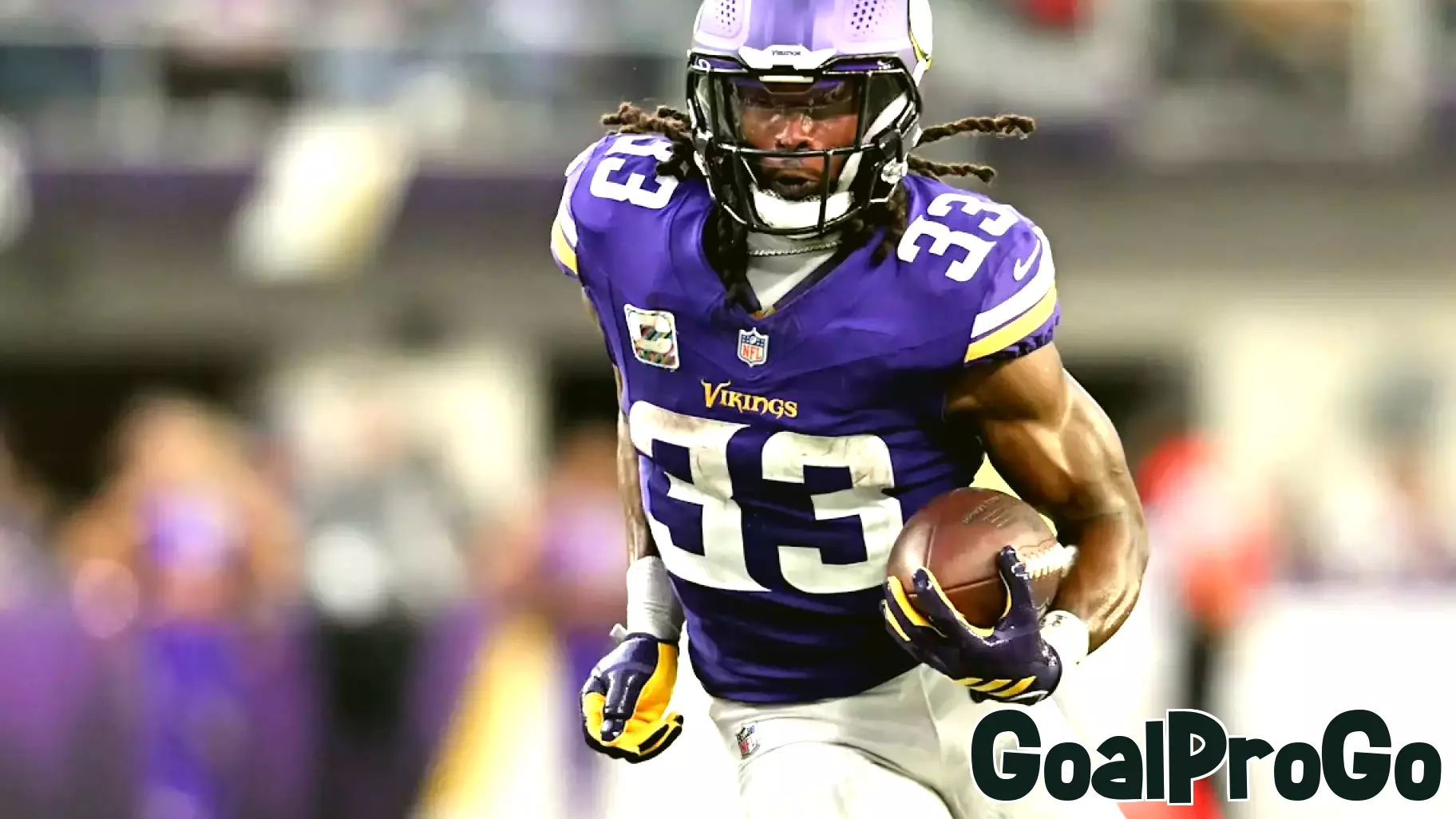 Aaron Jones runs for 113 yards, TD