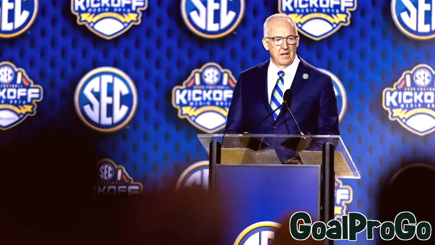 Big Ten, SEC finally green-light college sports bill, teeing up historic trip to Senate floor