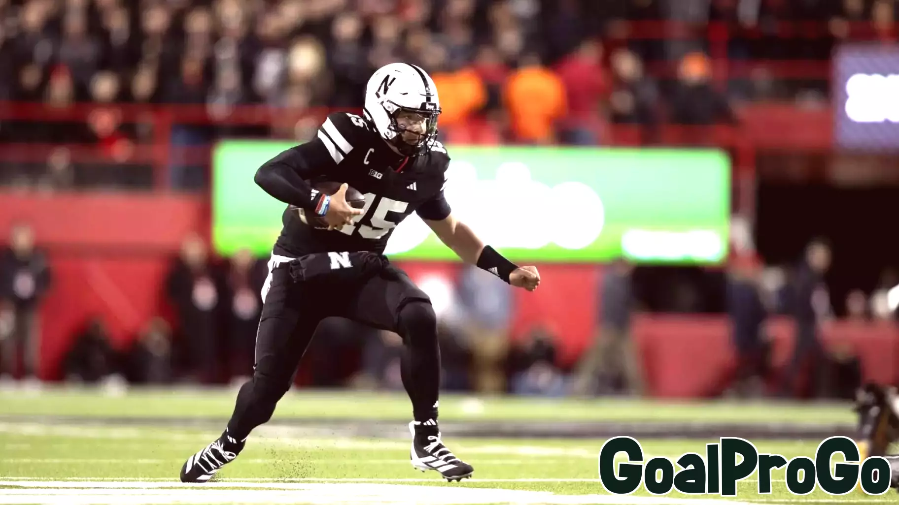 Dylan Raiola to Sit Out Remainder of Season Due to Broken Fibula