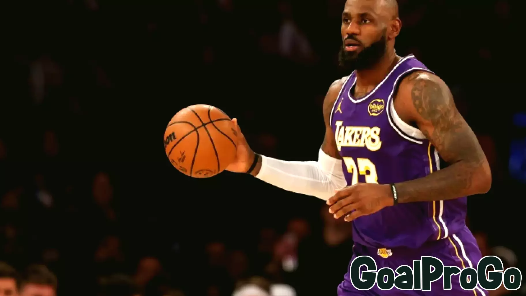 Knicks boost win streak to six by beating LeBron's Lakers