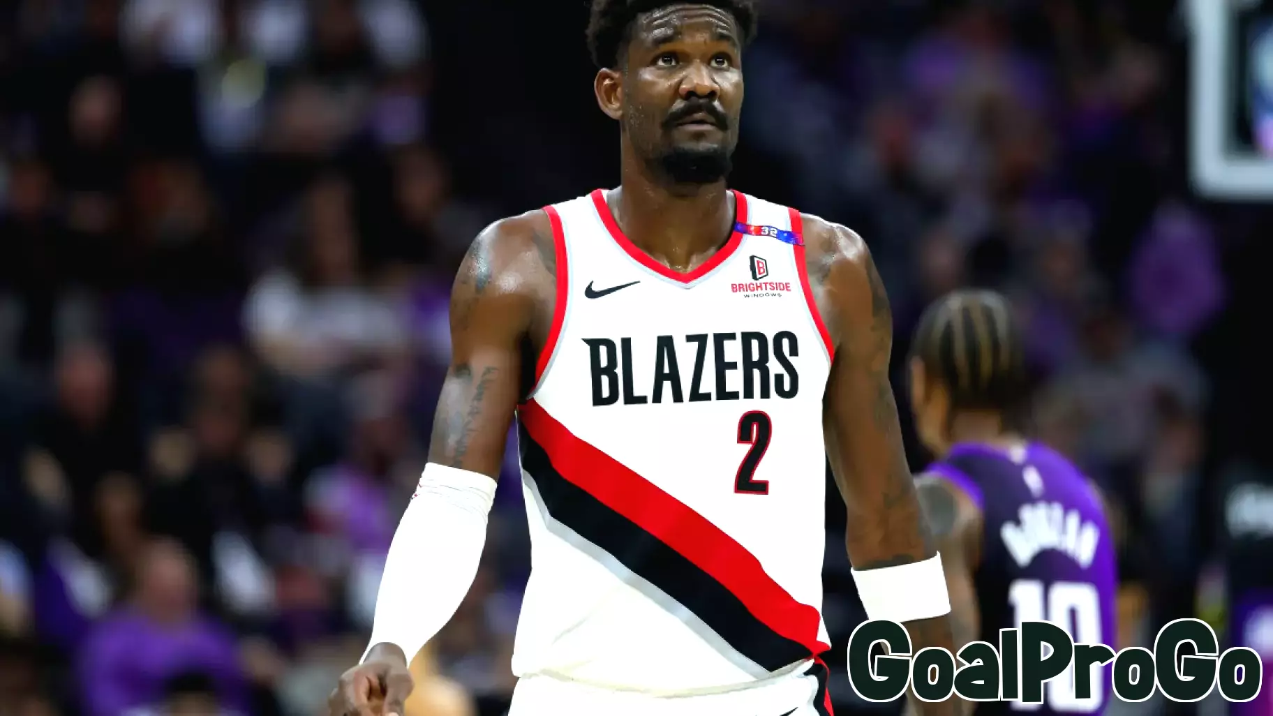 Los Angeles Welcomes Deandre Ayton as New Starting Center