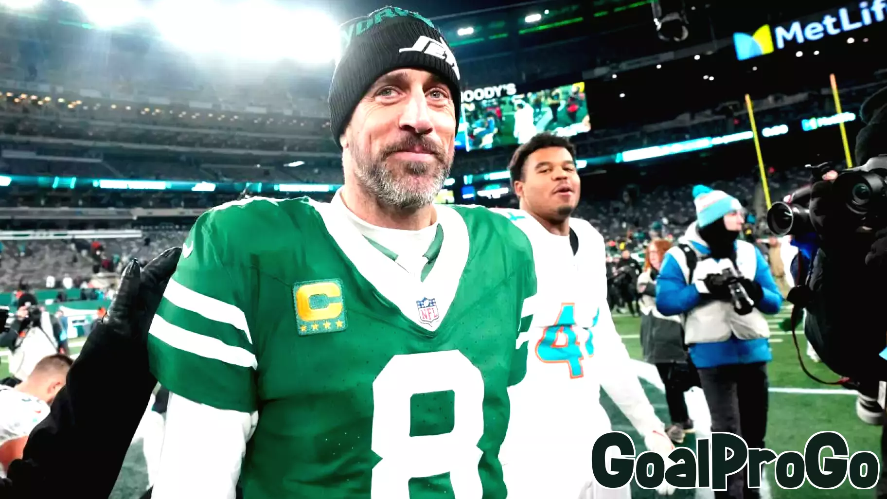 Will Other Teams Move On While Rodgers Takes His Time?