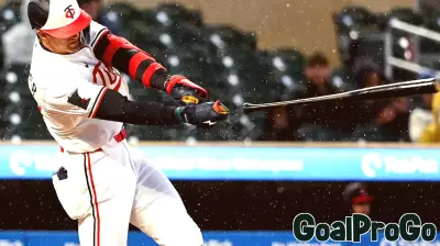 Carson McCusker's Bat Mishap During Rainy Game Against Guardians