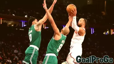 Knicks stay in hunt with late win over rival Celtics