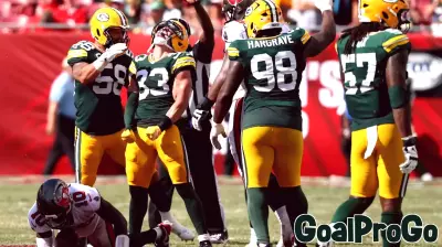 Packers Edge Buccaneers 17-14 Behind Late Defensive Stand